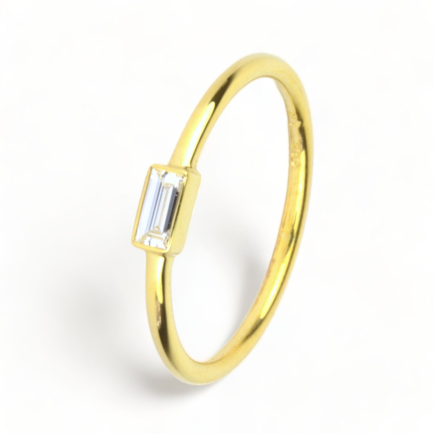 Ring mit Baguette Diamant