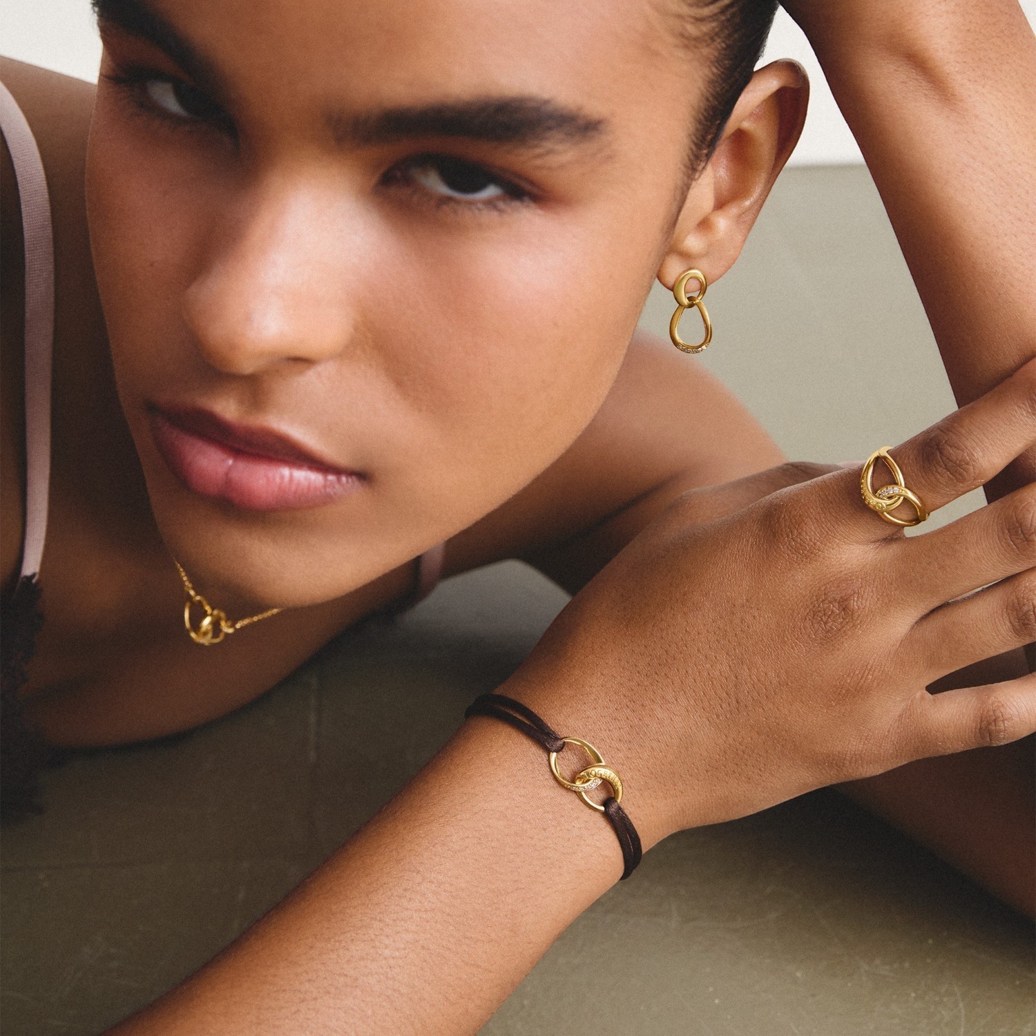 Thomas Sabo Ohrringe Together – 18k vergoldet, Zirkonia, goldfarben, Damen, 12x22 mm
