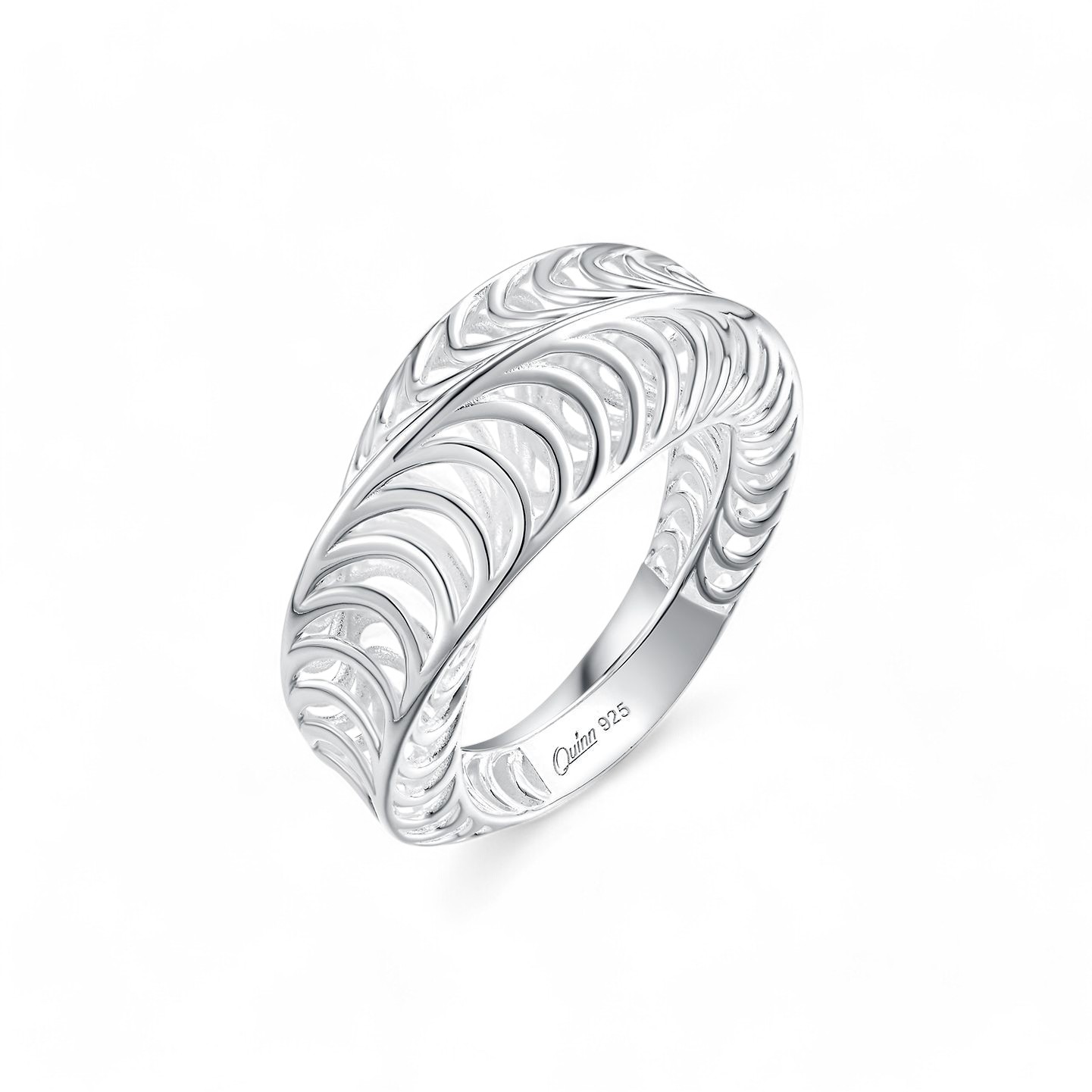 Ring mit Muster